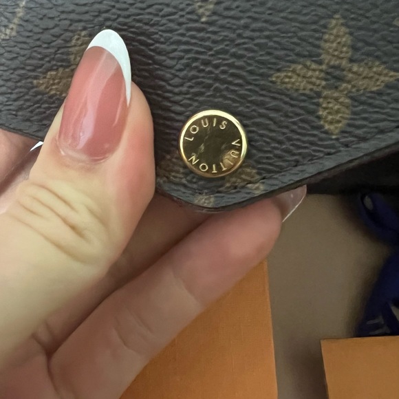 SOLD Authentic LV Felicie Pochette - Picture 9 of 12